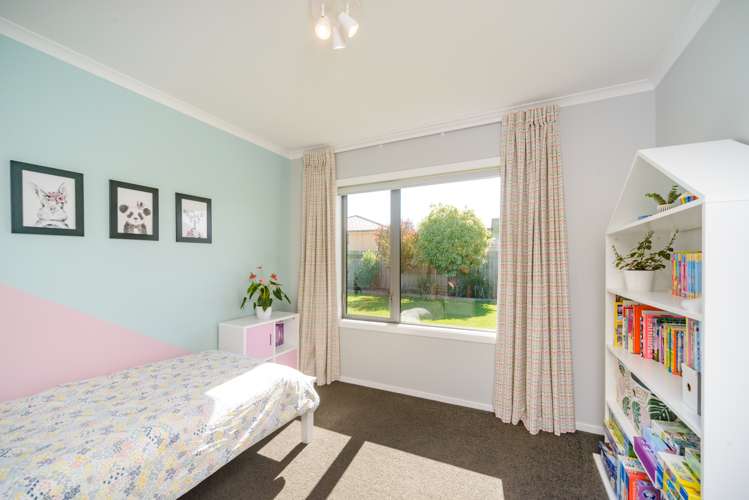 4 Poplar Grove Feilding_11