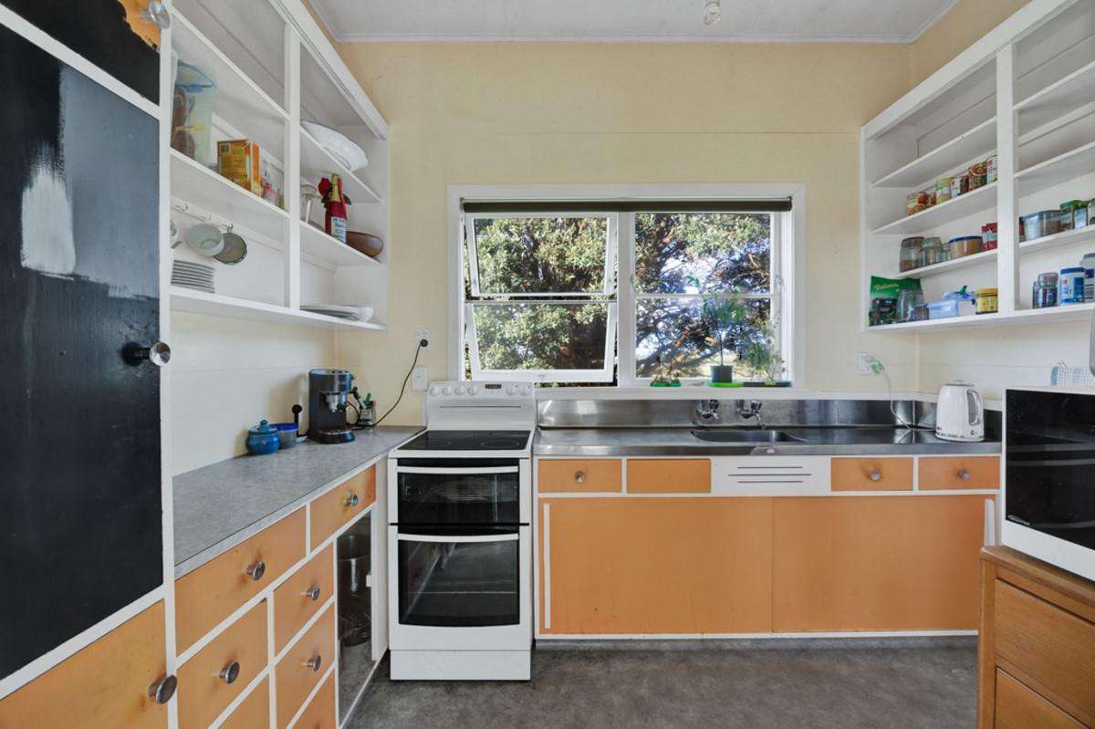 1099 Normanby Road_3