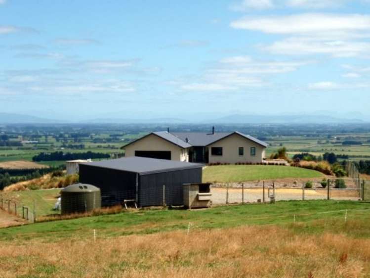 141a Poynter Road Winton Surrounds_1