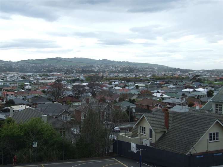 33a Easther Crescent Kew_18