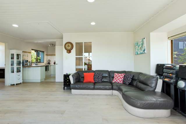 2/23 Commodore Parry Road Castor Bay_4