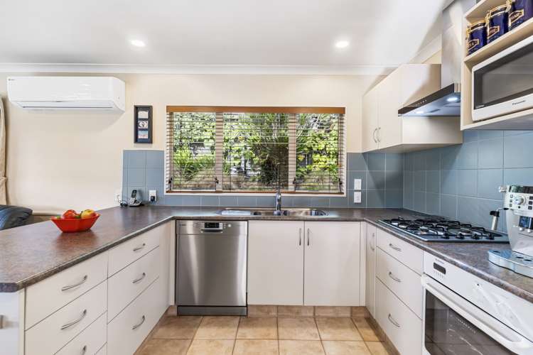 28a Captain Scott Road Glen Eden_8