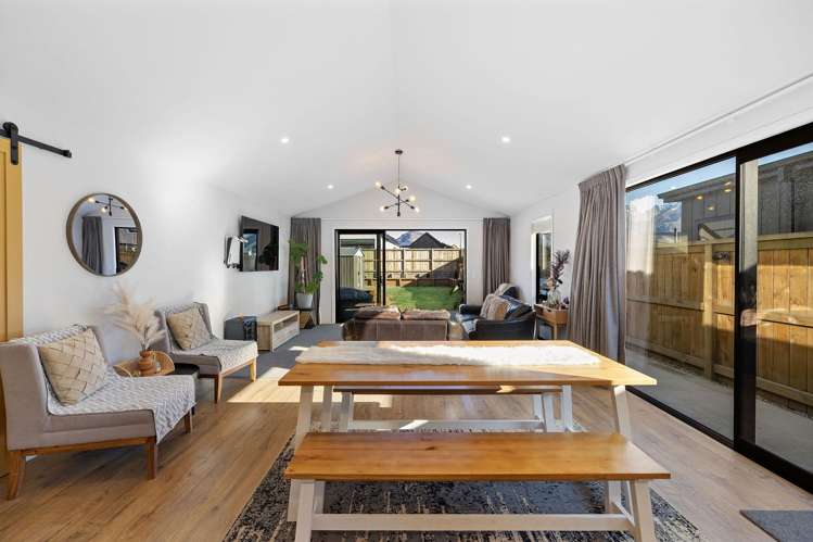 55 Cheviot Street Jacks Point_9