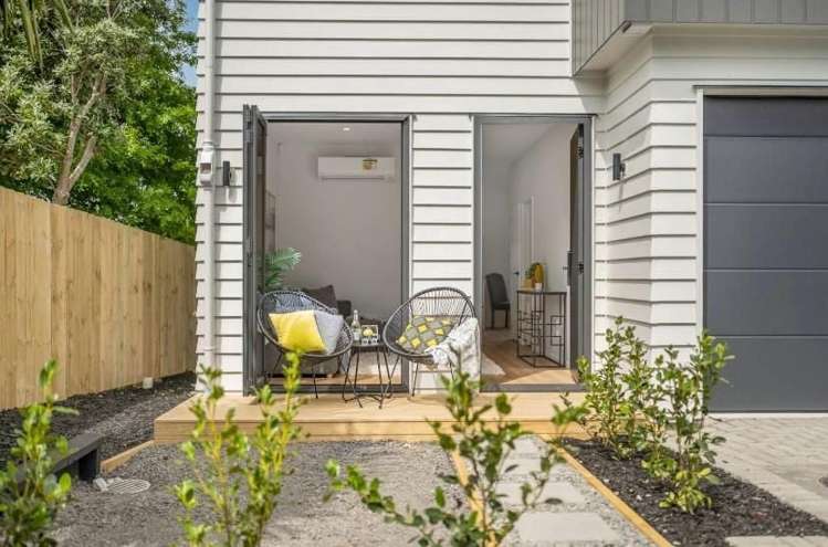 Address withheld Botany Downs_6