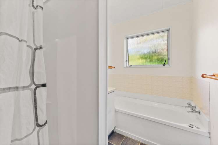 7 Silverbirch Grove The Brook_8