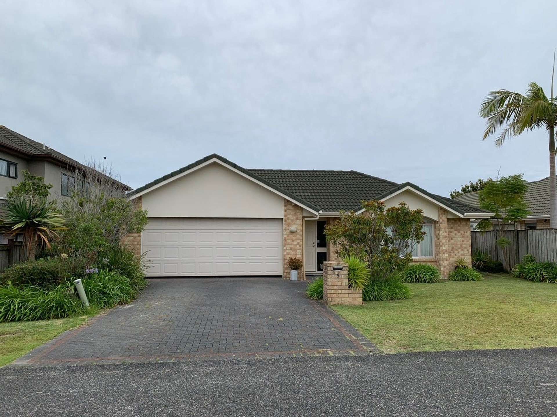 5 Heyington Way East Tamaki Heights_0