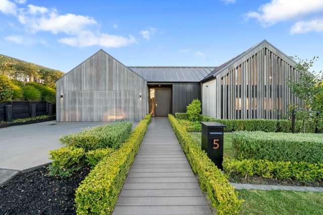 Modern luxury in Paerata Rise