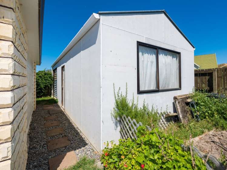 23a Faulkland Drive Witherlea_13