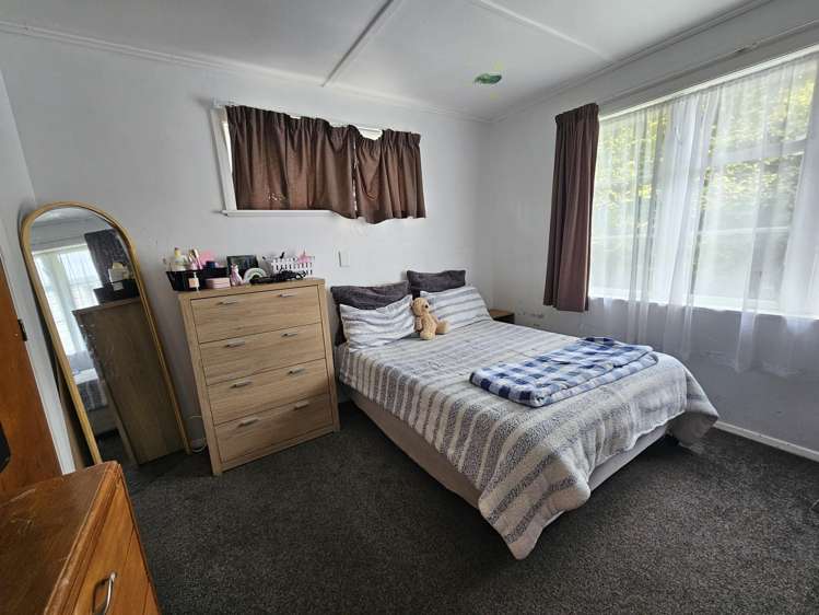 57 Power Street Levin_14