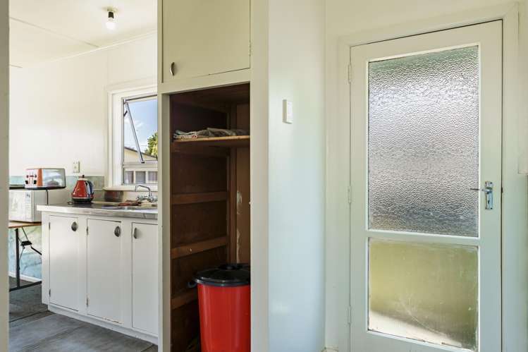 522 Lowe Street Camberley_15