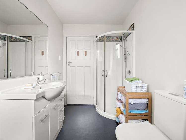 6 Daly Street Port Chalmers_14