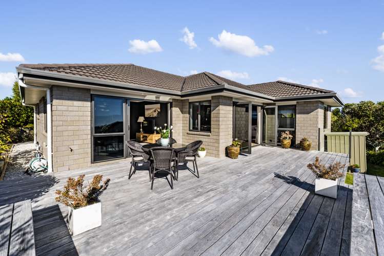 5 Spyglass Street Red Beach_27