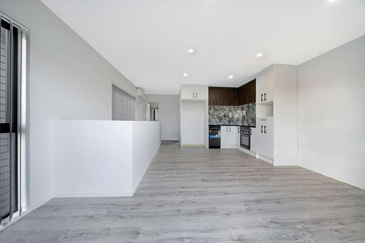 553d Massey Road Mangere_11