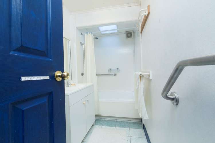 37 Kauri Point Road Laingholm_9