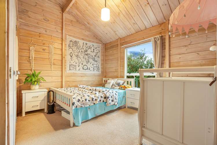 12 Princess Maria Place Massey_9