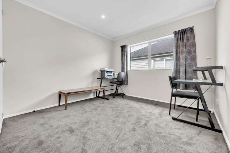 17 Ballindrait Drive Flat Bush_19