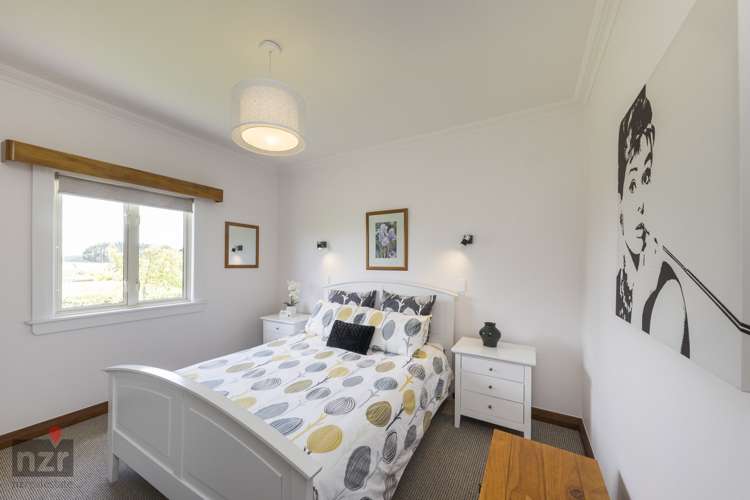 178 James Road Halcombe_12