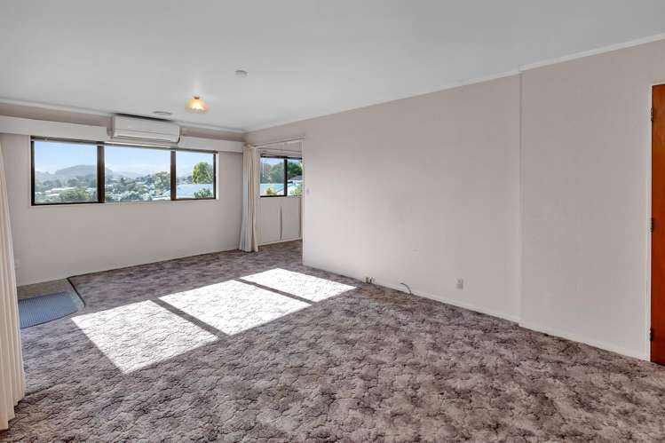 12 Robin Hood Place Onerahi_6