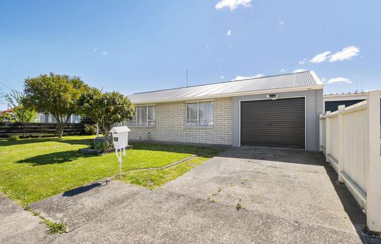 32 Camden Street Feilding_21
