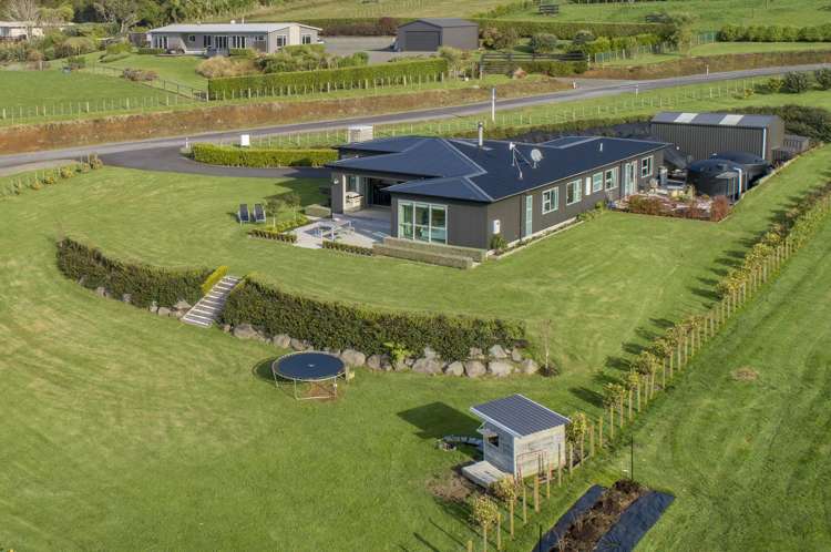 321 Ross Road Whakamarama_15