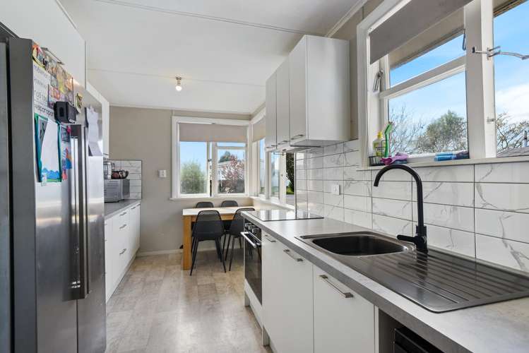 33 Pine Drive Murupara_2