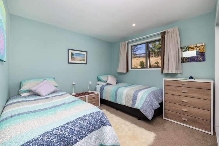 8 Te Hunoke Road Omapere_11