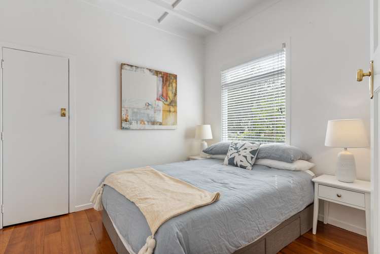 69 Peary Road Mount Eden_10