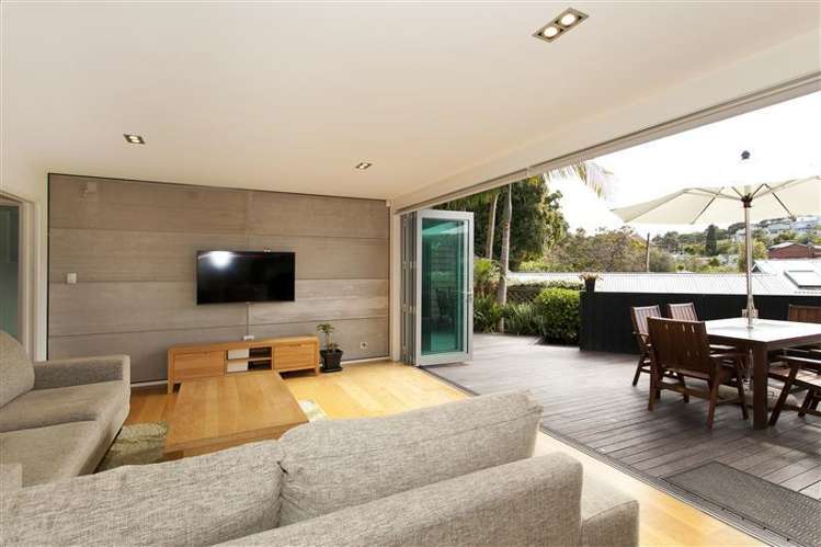 78 Beach Road Castor Bay_12