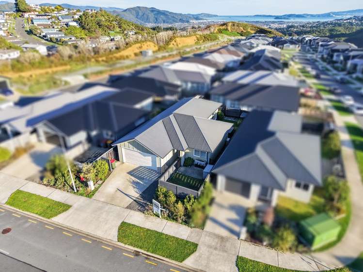 20 Kairaumati Crescent_5