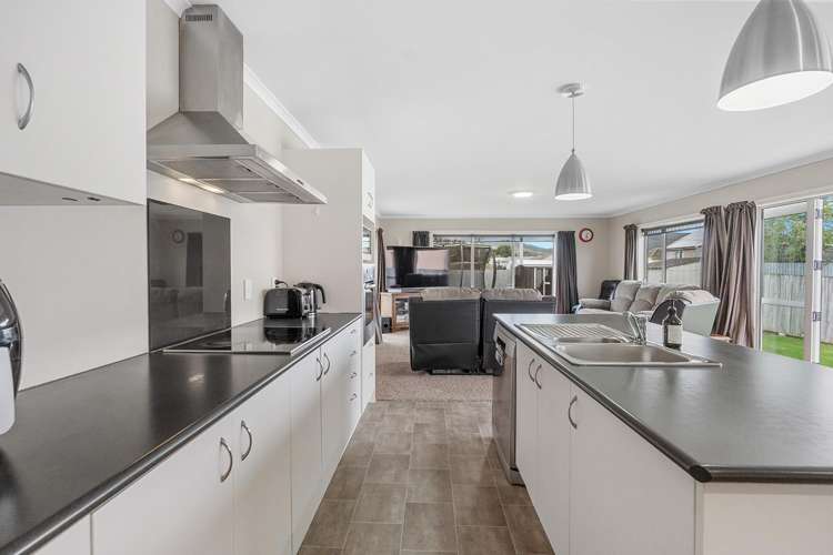 7 Hazlett Road Mosgiel_9