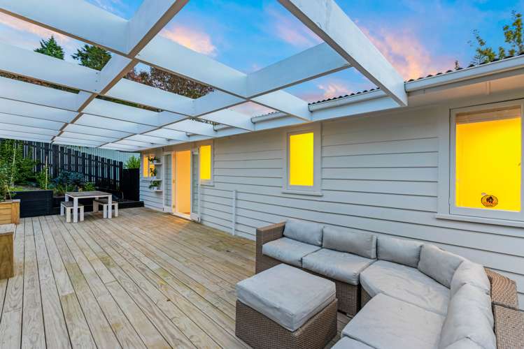 8 Daffodil Street Titirangi_25