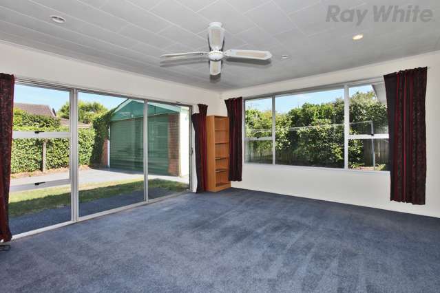 7 Woodstock Place Russley_1