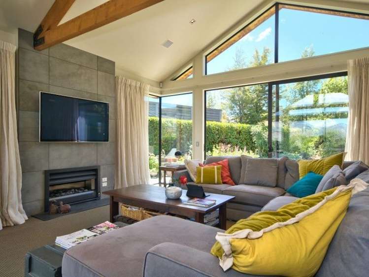 8 Rannoch Drive Jacks Point_9