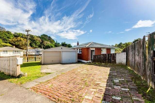 3 bedrooms house
