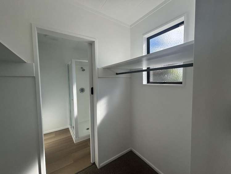 129 Peakes Road Springvale_16