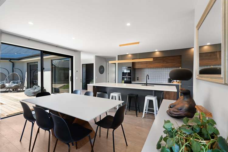 10 Snow Cup Close Lincoln_9