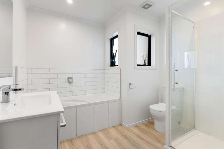 77 Erlestoke Crescent Churton Park_10