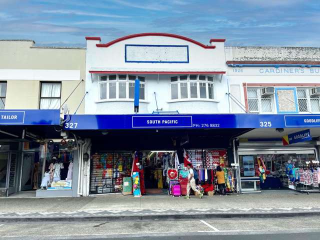 FREEHOLD HIGH YIELD TOWN CENTRE PROPERTY