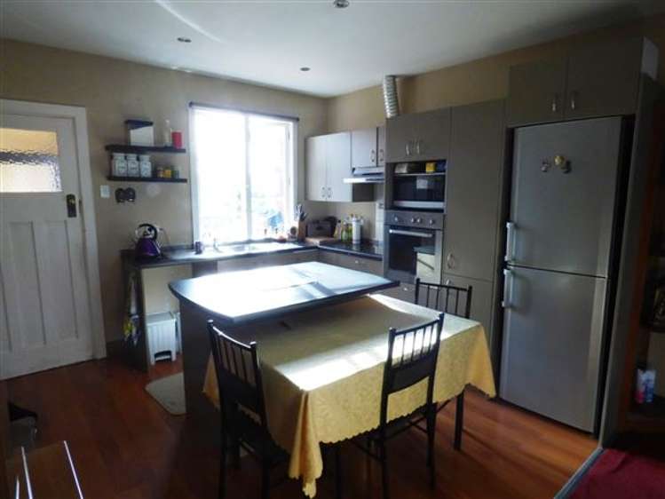 12 Cossens Street Balclutha_13