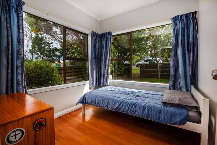 1 Bay Drive Titahi Bay_8