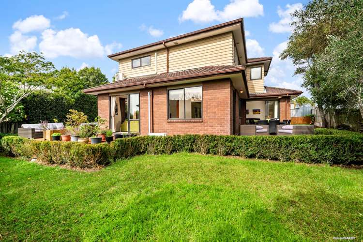 8 Seamount Drive Red Beach_1