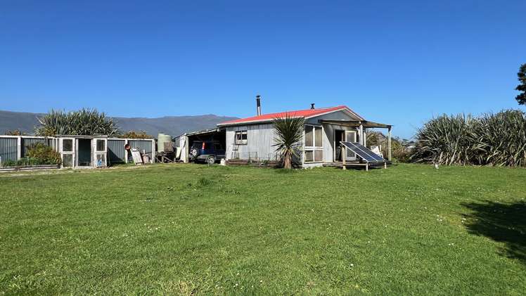 999 Pottingers Road Waimangaroa_11