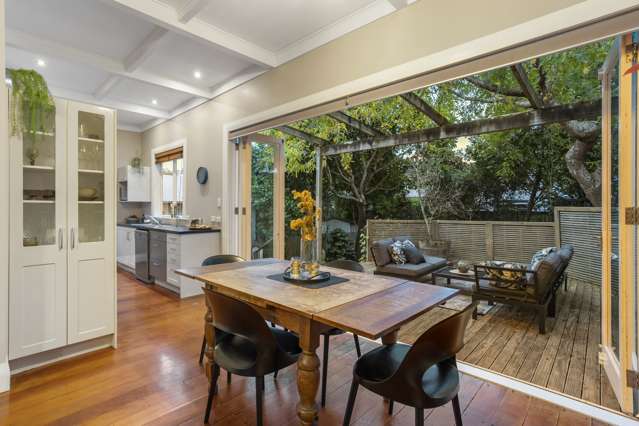 6 Graysons Lane Mount Eden_4