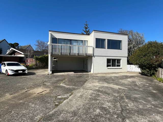 Spacious 5 bedroom Home for Rent