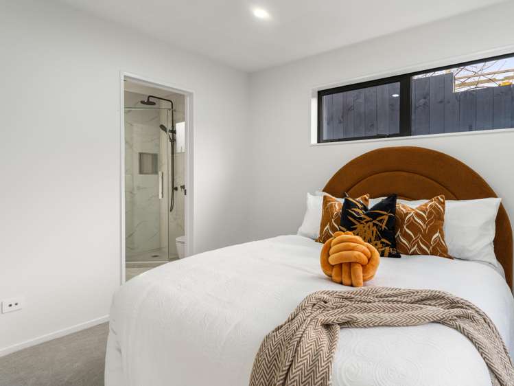 46a & 46b Woodford Avenue Henderson_8