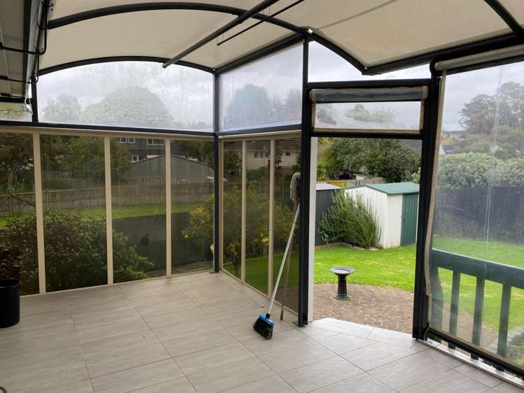 22 Gillett Place Botany Downs_12