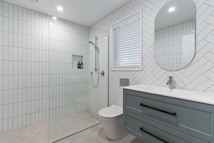 60A Premier Avenue Point Chevalier_15