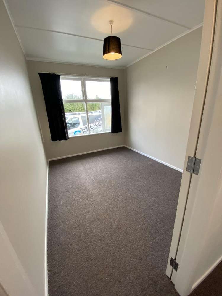 16 Wavell Crescent 10754_7