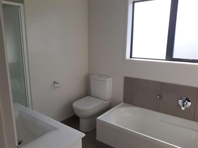 44 Carisbrooke Street 11545_3