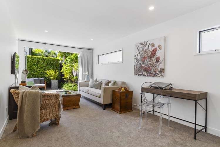 42 Ronaki Road Mission Bay_17
